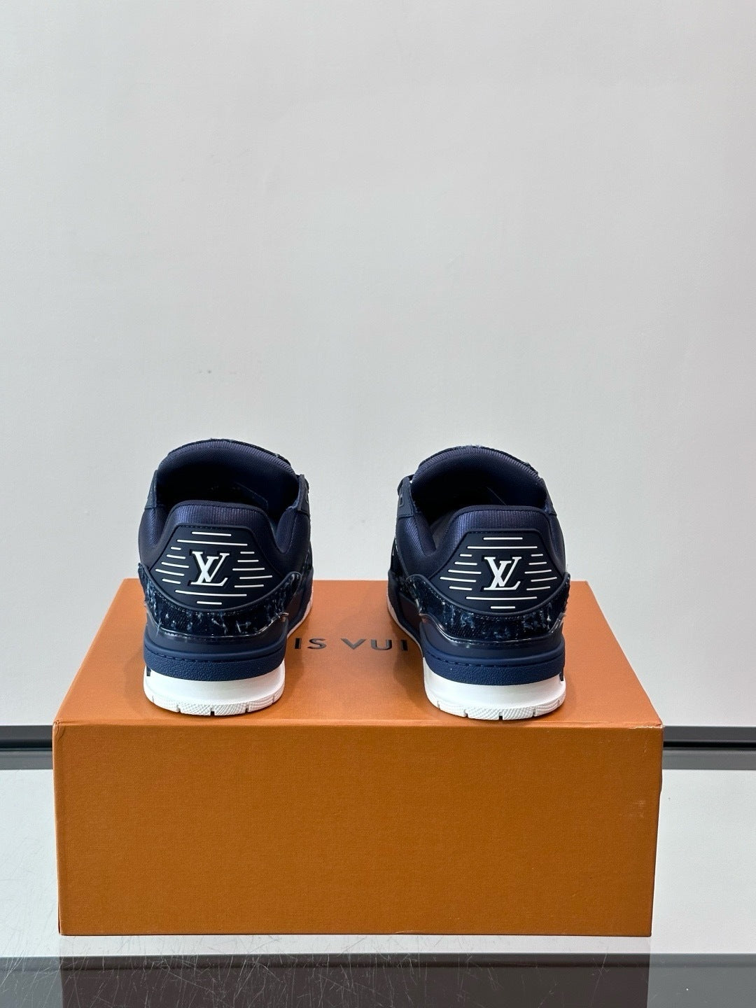 Louis Vuitton LV Trainer Sneakers