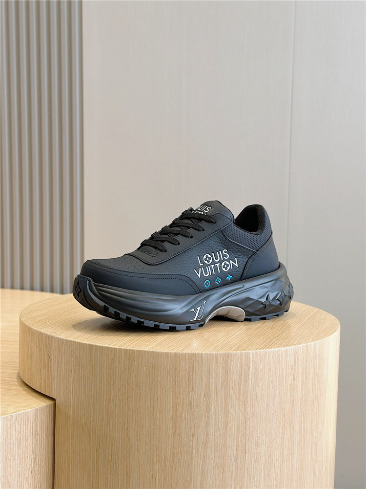 Louis Vuitton Men's Trainer Sneaker