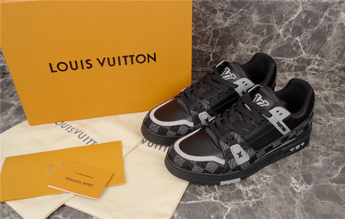 Louis Vuitton Black Men's Sneaker