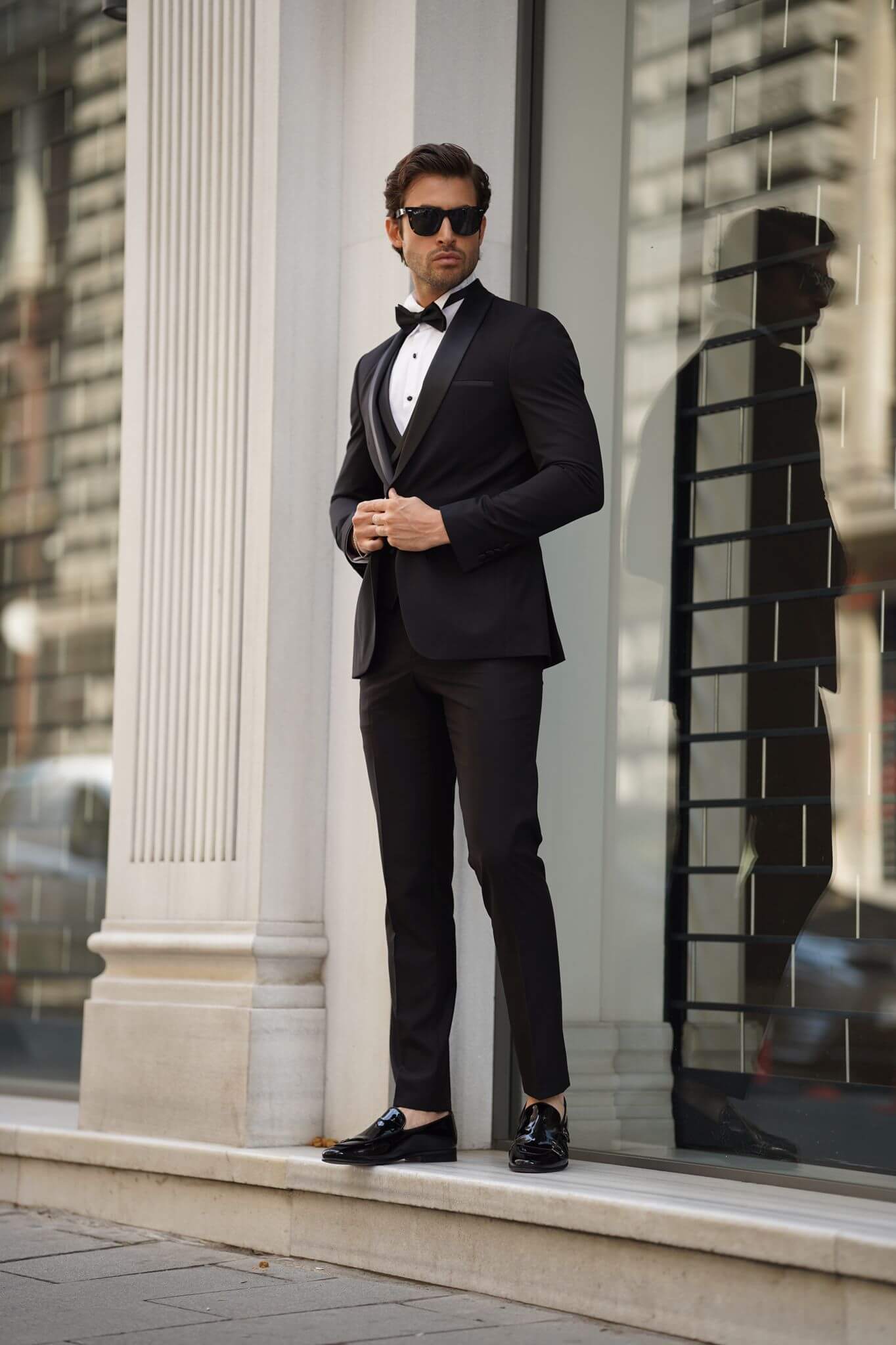 Slim Fit Shawl Collar Black Tuxedo Suit.