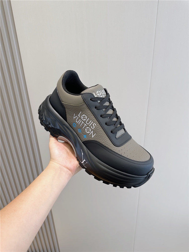 Louis Vuitton Grey Men's Trainer Sneaker