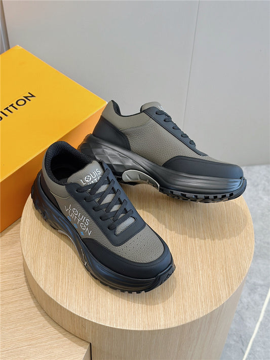 Louis Vuitton Grey Men's Trainer Sneaker