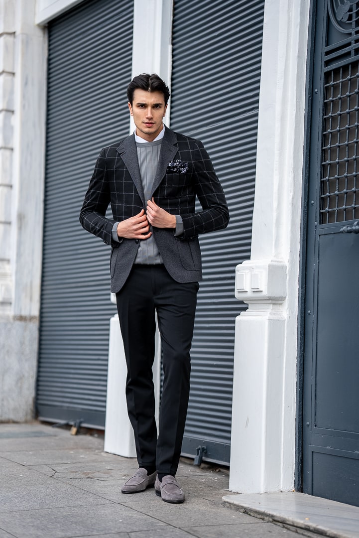 Men’s Black & Grey Checkered Wool Blend Blazer