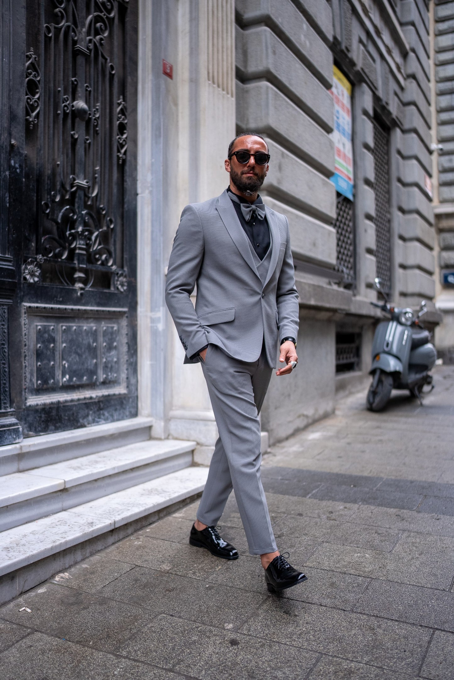 Men's Gray Slim-Fit 3-Piece Suit