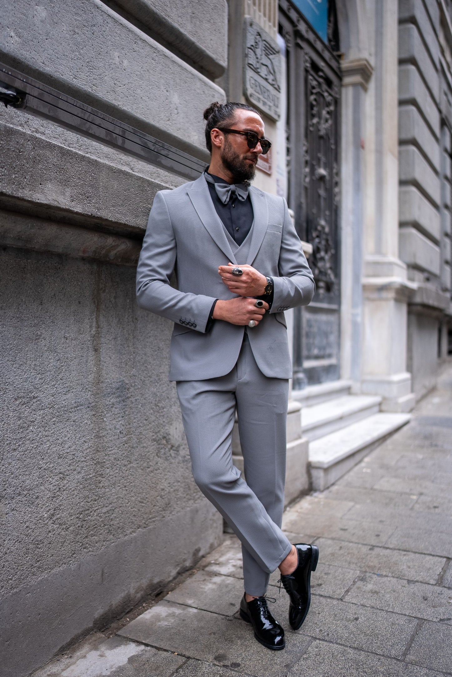 Men's Gray Slim-Fit 3-Piece Suit