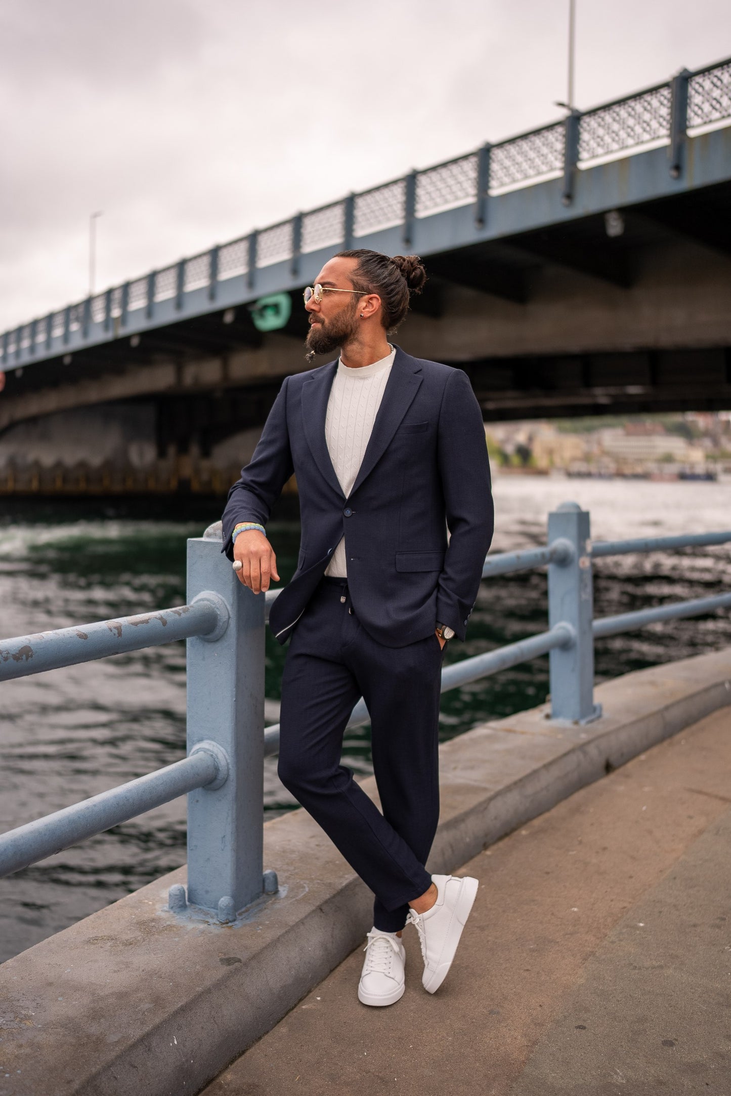 Men's Navy Blue Suit