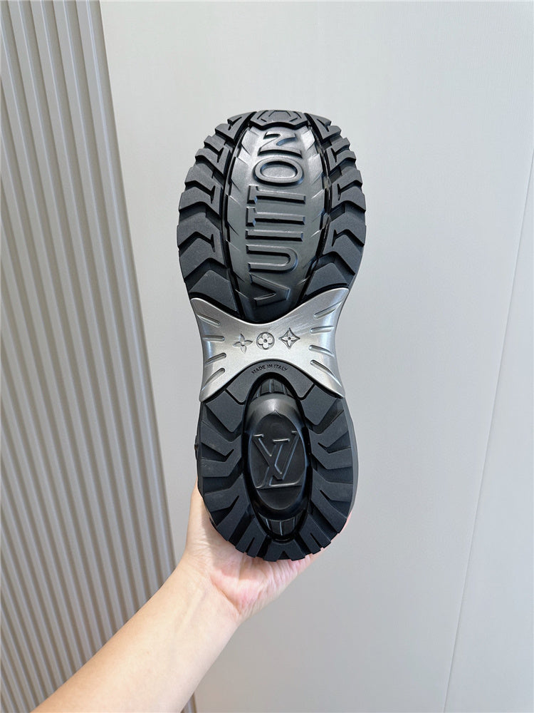 Louis Vuitton Grey Men's Trainer Sneaker
