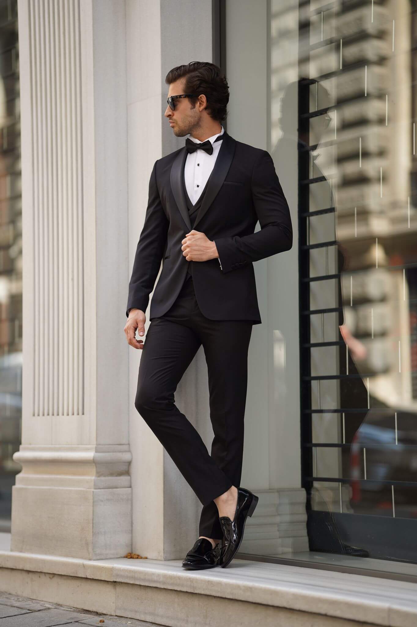 Slim Fit Shawl Collar Black Tuxedo Suit.