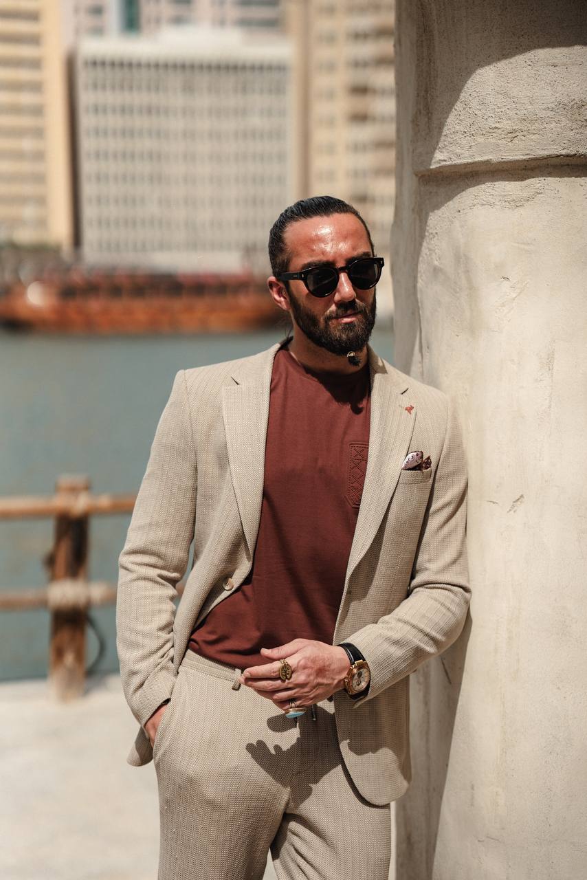 Men's Beige Textured Slim-Fit Suit