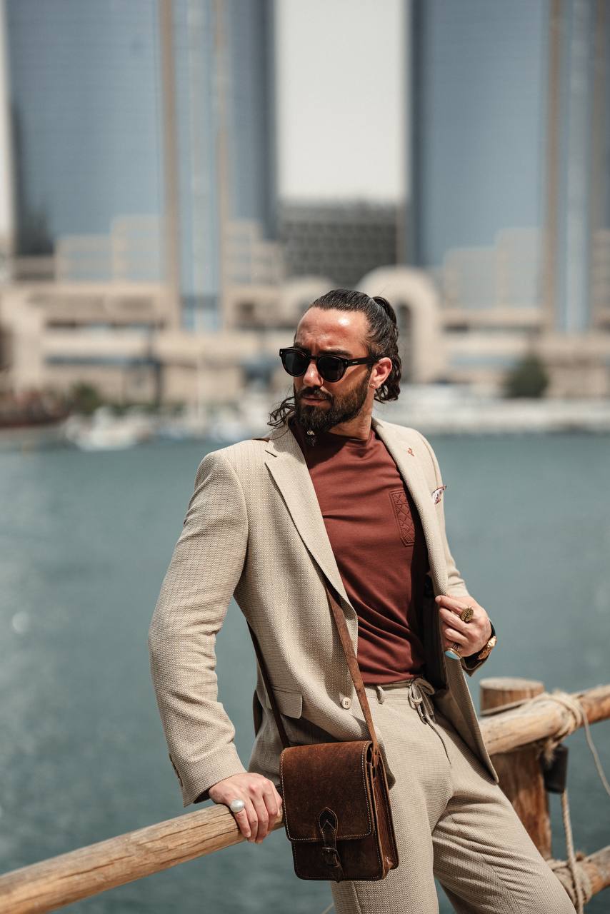 Men's Beige Textured Slim-Fit Suit